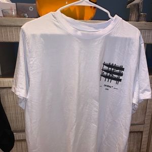 Off-White T shirt